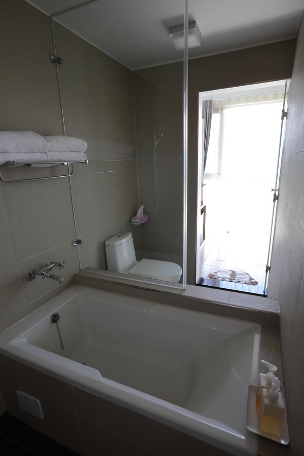 Ming Yuan B&B Wujie Luaran gambar